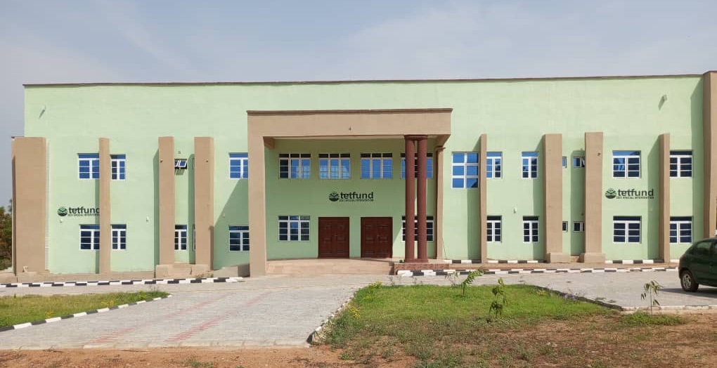 Emmanuel Alayande University of Education Girls Hostel Accommodation: Your Home Away from Home